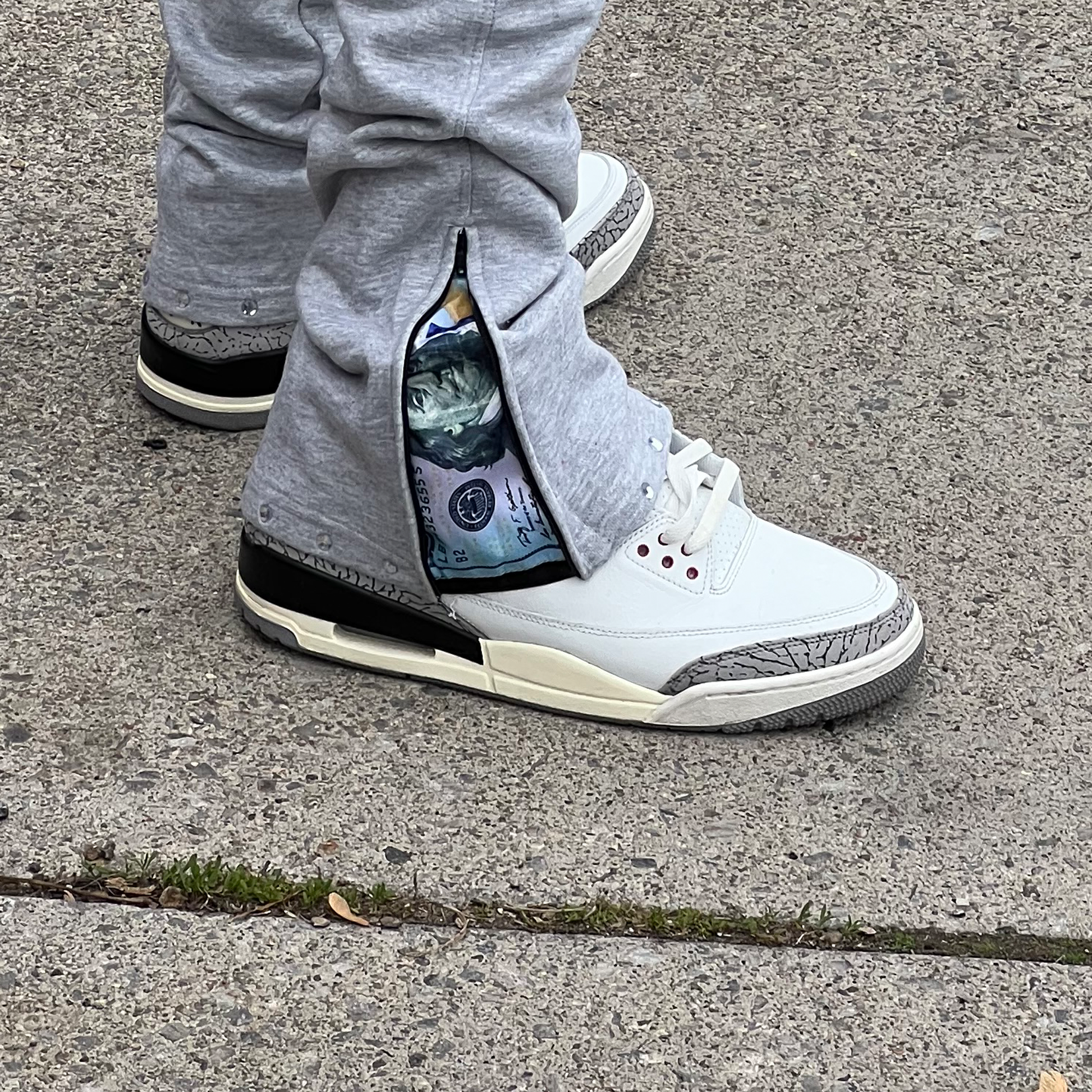 "BUY & SELL" TERRY FLARE BOTTOM SWEATPANTS